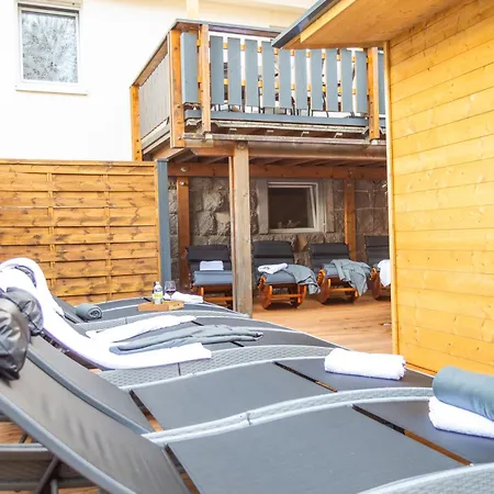 公寓 Wellnessblick - Naehe Triberger Wasserfaelle 特里贝格